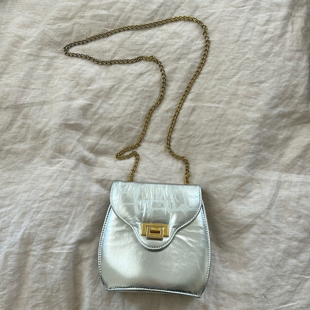 Vintage metallic silver Marlene Gaines leather evening bag